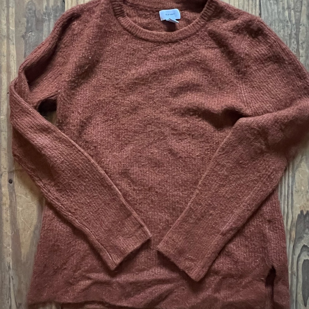 Old Navy Rust Colored Sweater